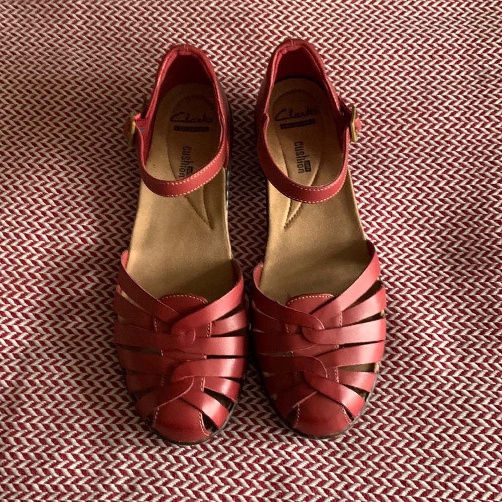 Clarks Wendy Land sandal